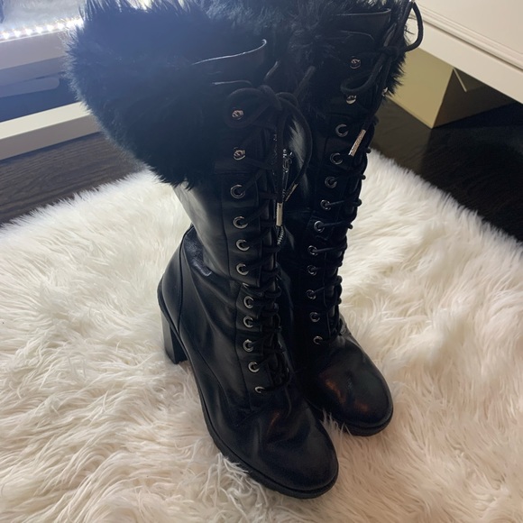 MICHAEL KORS KIM LACE UP FAUX FUR BOOT - 9 - Picture 2 of 5